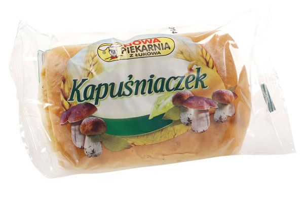 pączek z marmoladą w pudrze